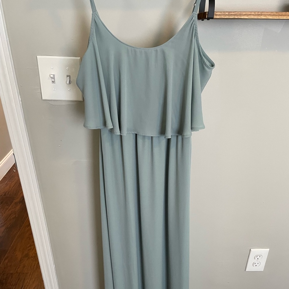 Show me your mumu Caitlin ruffle maxi dress, silver sage blue, size small